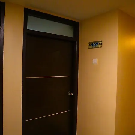 Iroomz Pawan Hotel Bellary